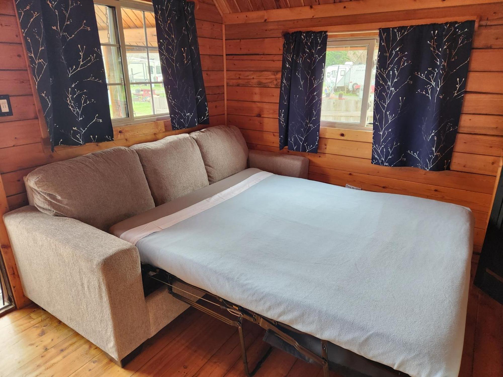 יוריקה Redwood Coast Cabins And Rv Resort מראה חיצוני תמונה